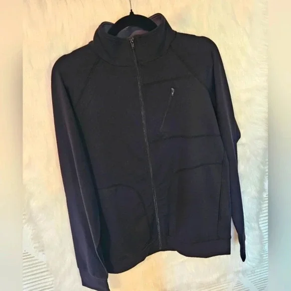 Bishop Women's Ultra Soft Performance Zip-Up (NWOT) - Picture 2 of 6